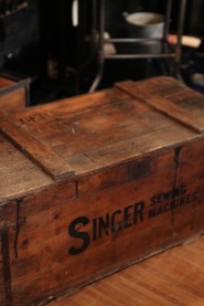 caisse ancienne singer